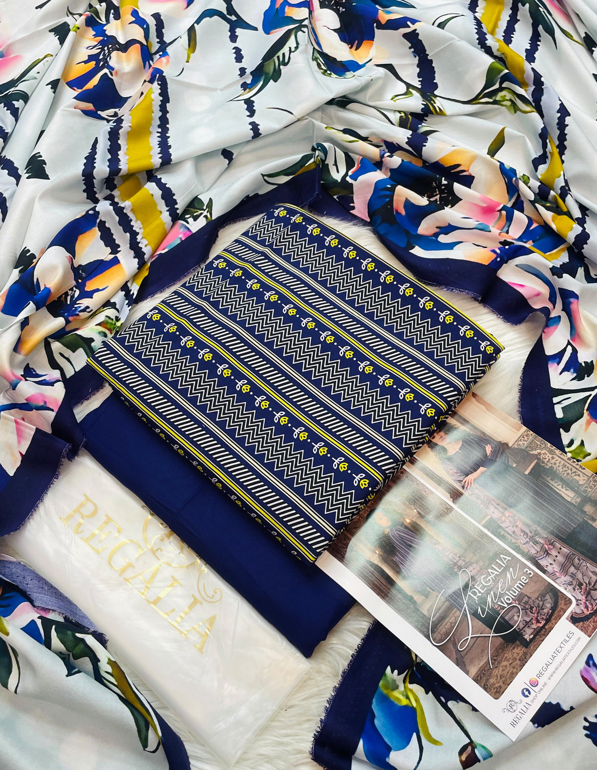 Printed Khaddar 3-Piece Suit with Printed Khaddar Shawl - Navy Blue